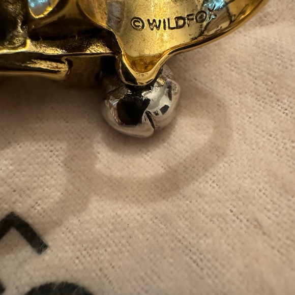 Wildfox Gold Two Finger Ring with Lion and Roses - Picture 3 of 4
